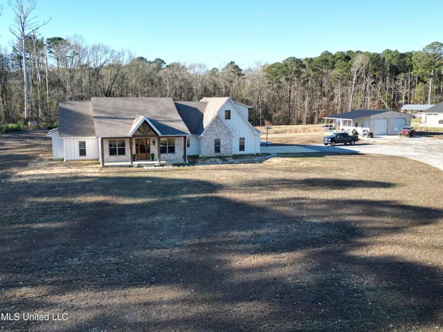 $799,900 | 175 Woods Road, Madison, MS 39110
