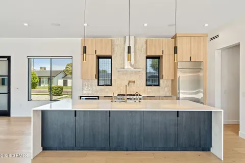 $1,650,000 | 3446 North 47th Street, Phoenix, AZ 85018