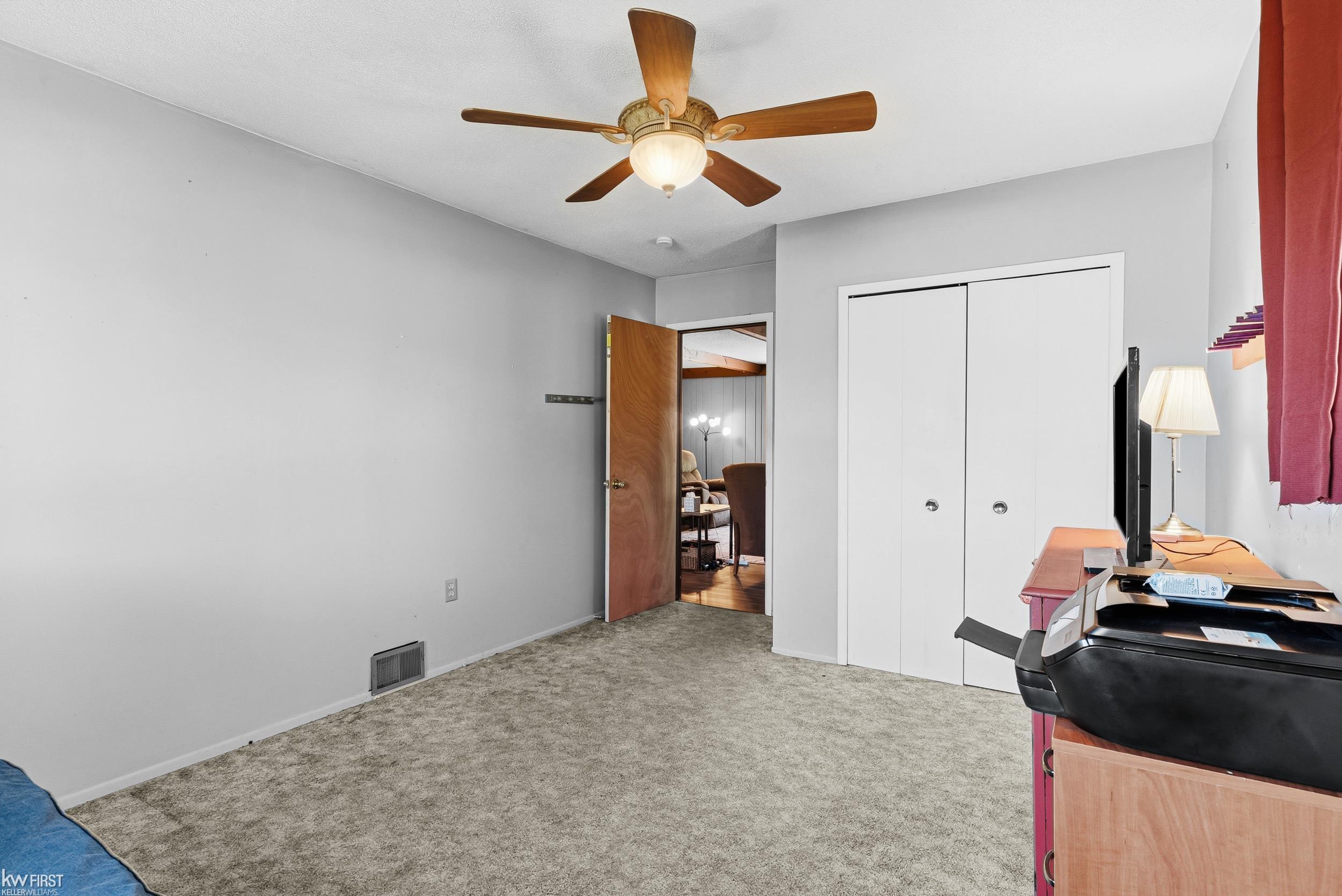 4271 Highland Road Milford, MI 48380 - Photo 37 of 48