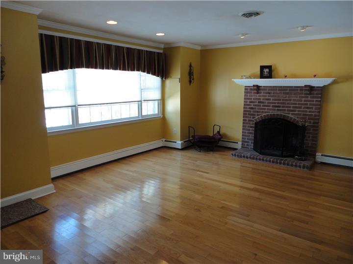 48 Bayberry Road Ewing, NJ 08618 - Photo 11 of 19 Gallery Image 11