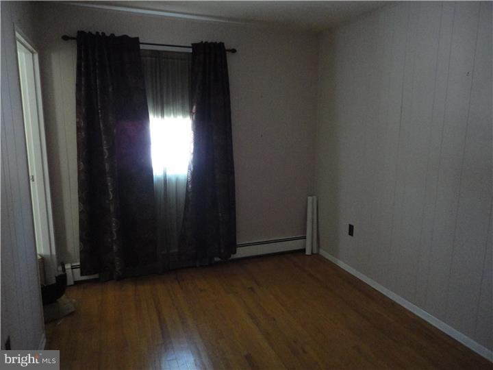 48 Bayberry Road Ewing, NJ 08618 - Photo 16 of 19 Gallery Image 16