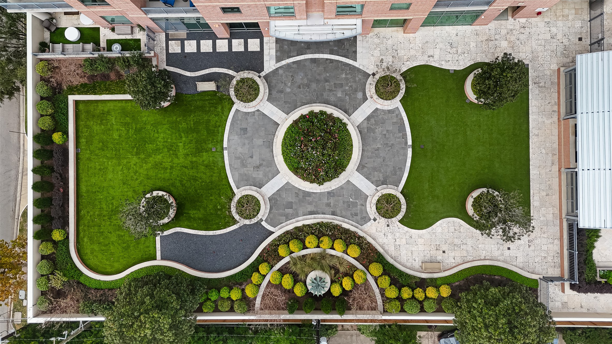 2207 Bancroft Lane, Unit 1202 Houston, TX 77027 - Photo 39 of 47