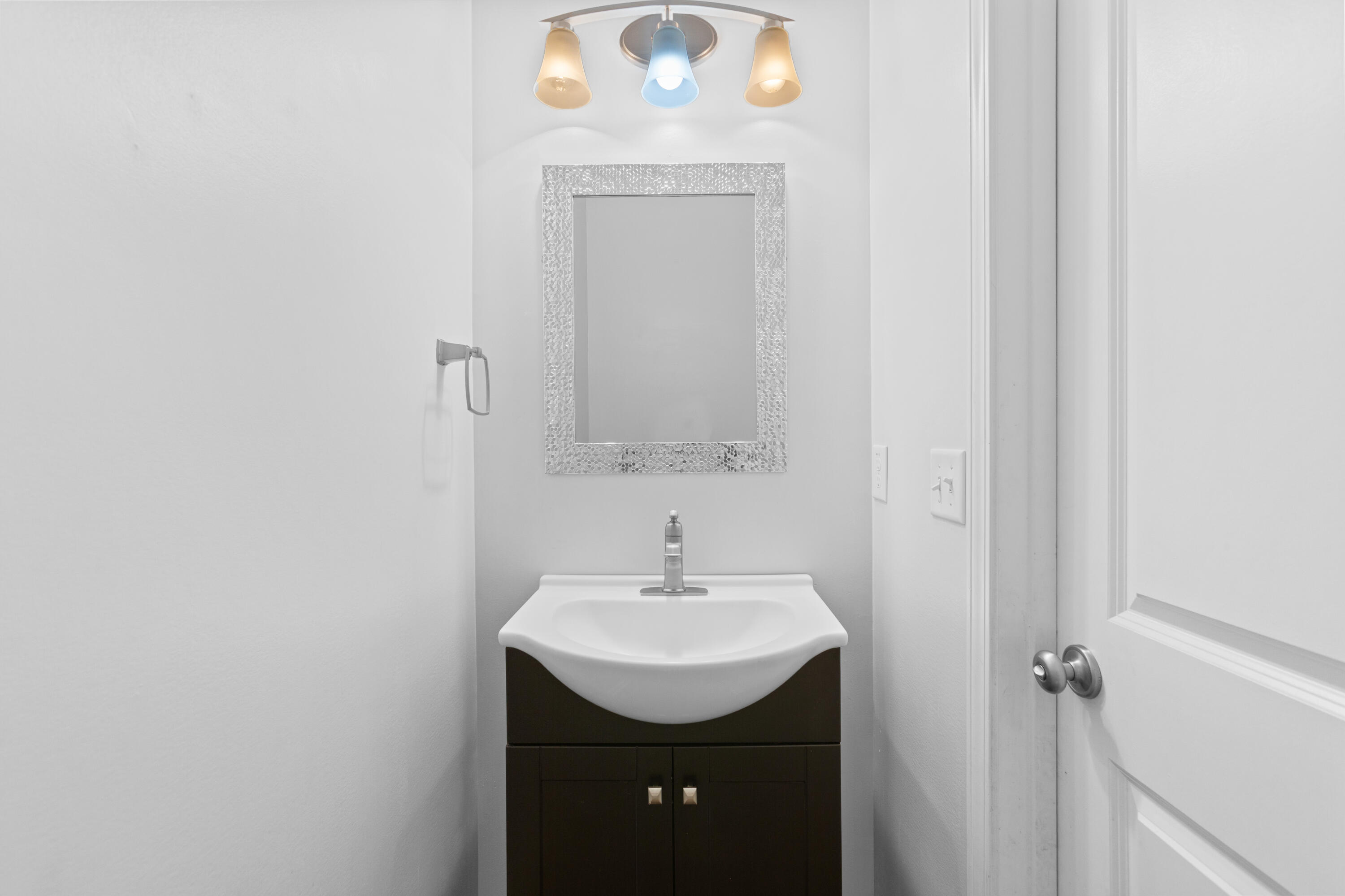 8926 Cat Tail Pond Road Summerville, SC 29485 - Photo 11 of 24 8926CatTailPond.NicoleBurbagePhoto-11