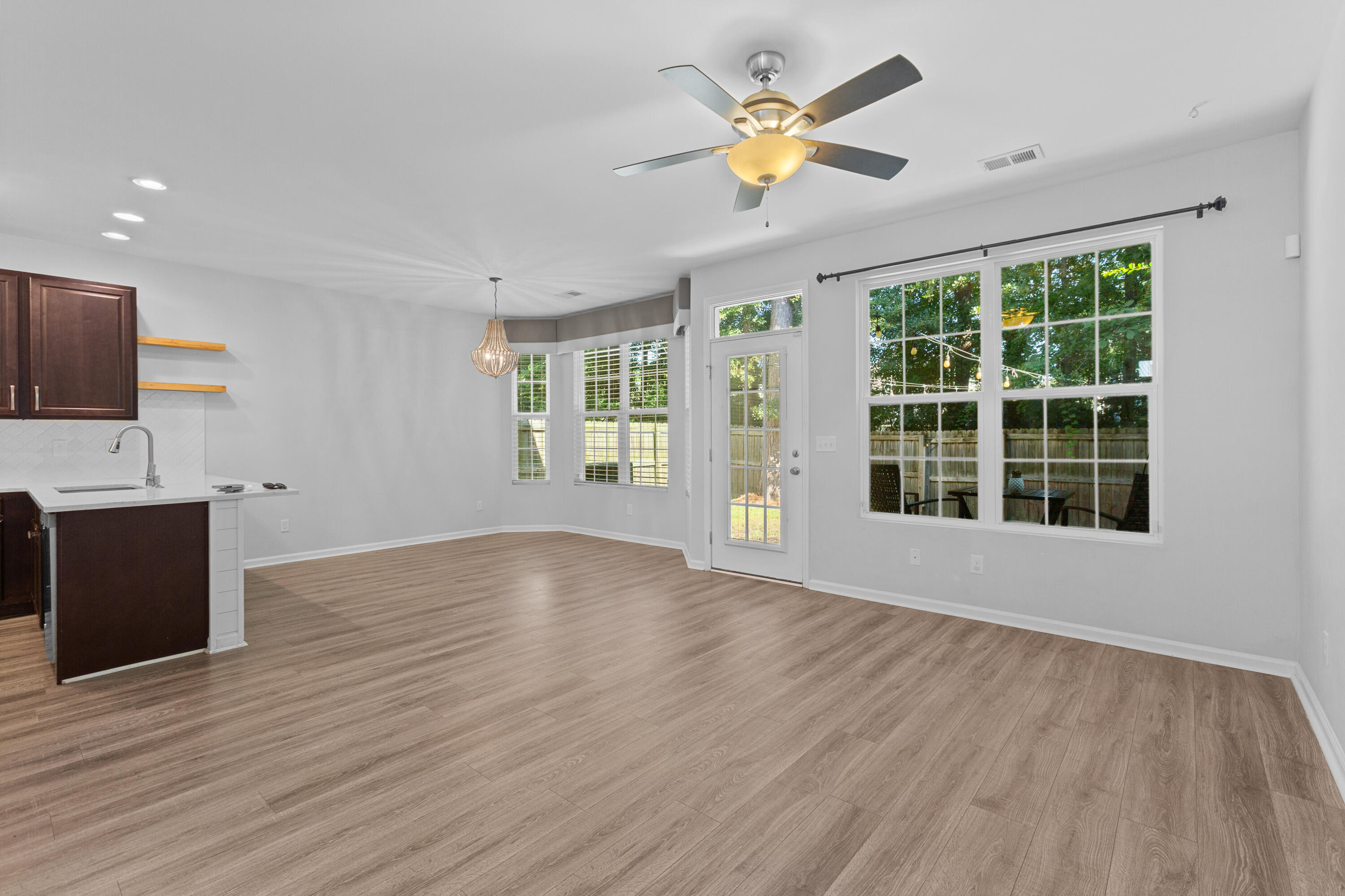 8926 Cat Tail Pond Road Summerville, SC 29485 - Photo 5 of 24 8926CatTailPond.NicoleBurbagePhoto-5