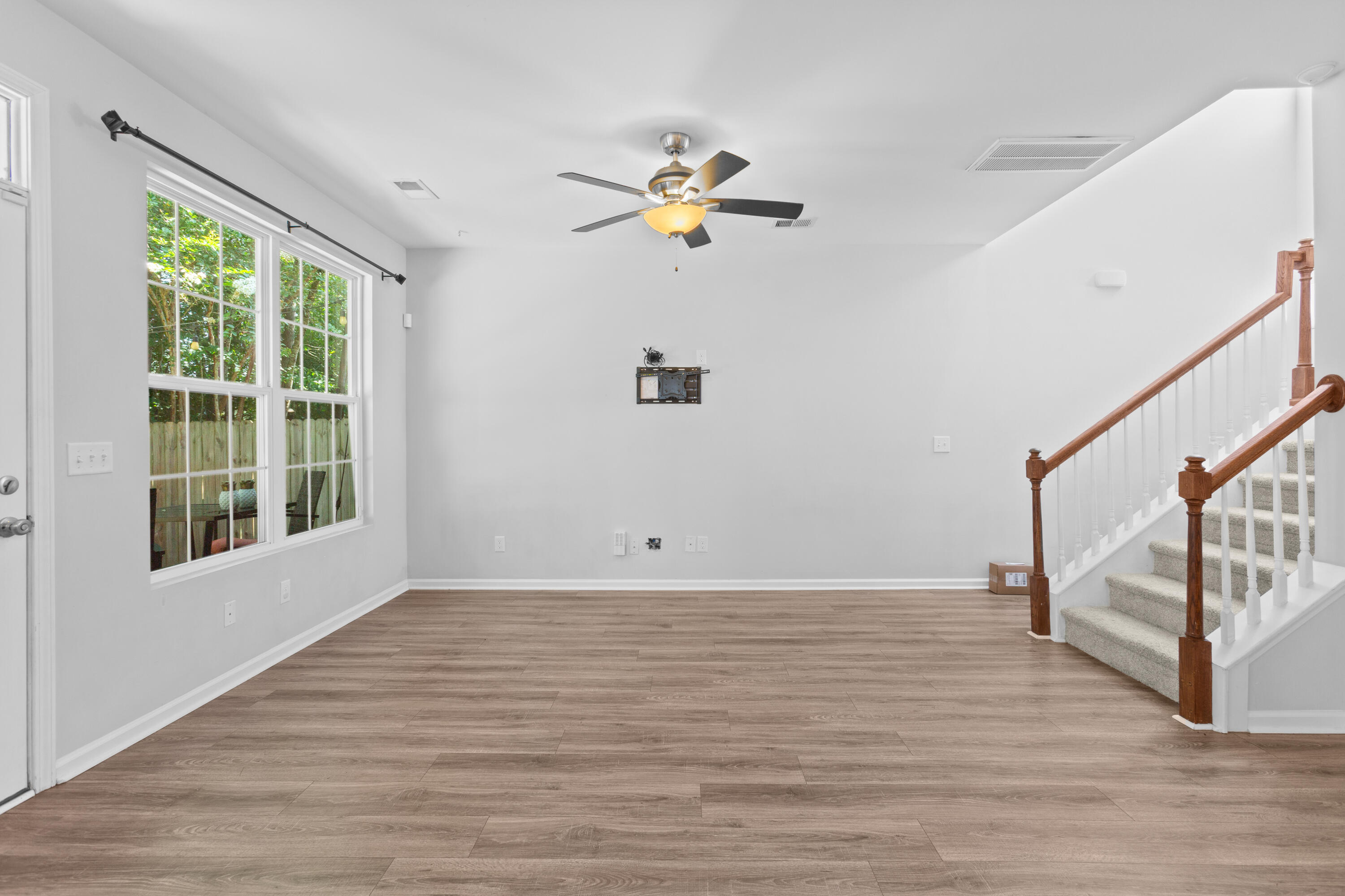 8926 Cat Tail Pond Road Summerville, SC 29485 - Photo 6 of 24 8926CatTailPond.NicoleBurbagePhoto-6