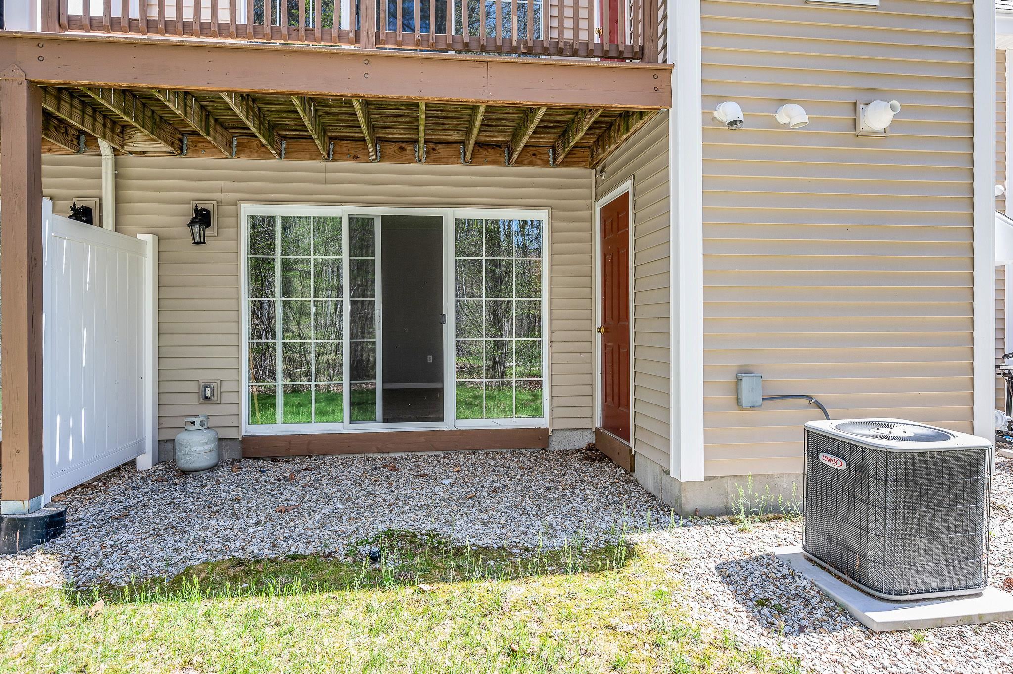 81 Hackett Hill Road, Unit 12 Manchester, NH 03102 - Photo 29 of 39