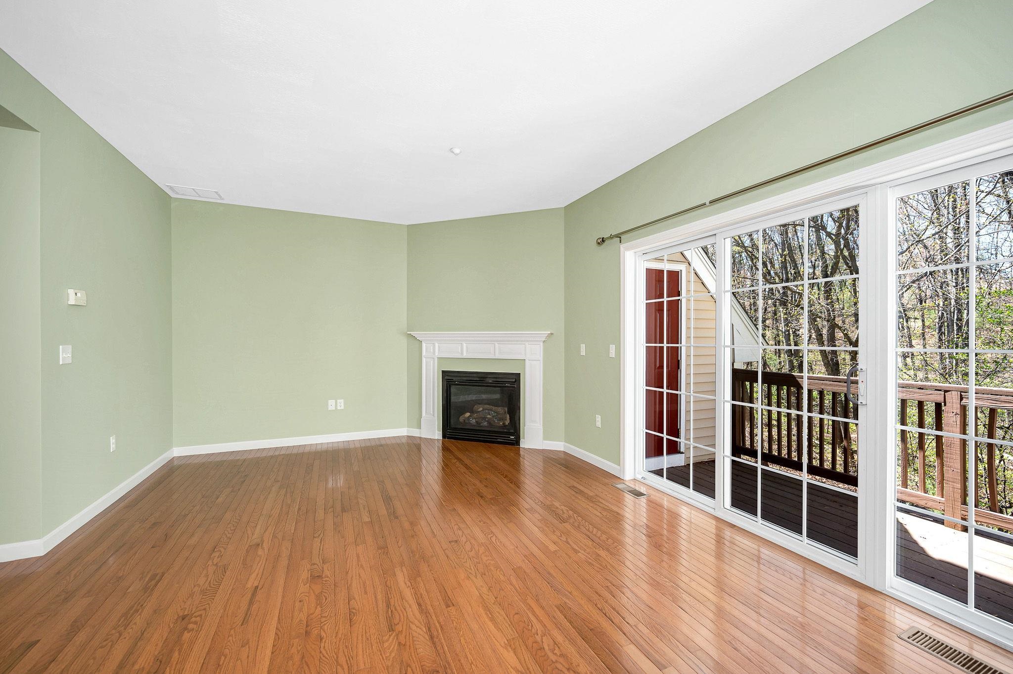 81 Hackett Hill Road, Unit 12 Manchester, NH 03102 - Photo 9 of 39