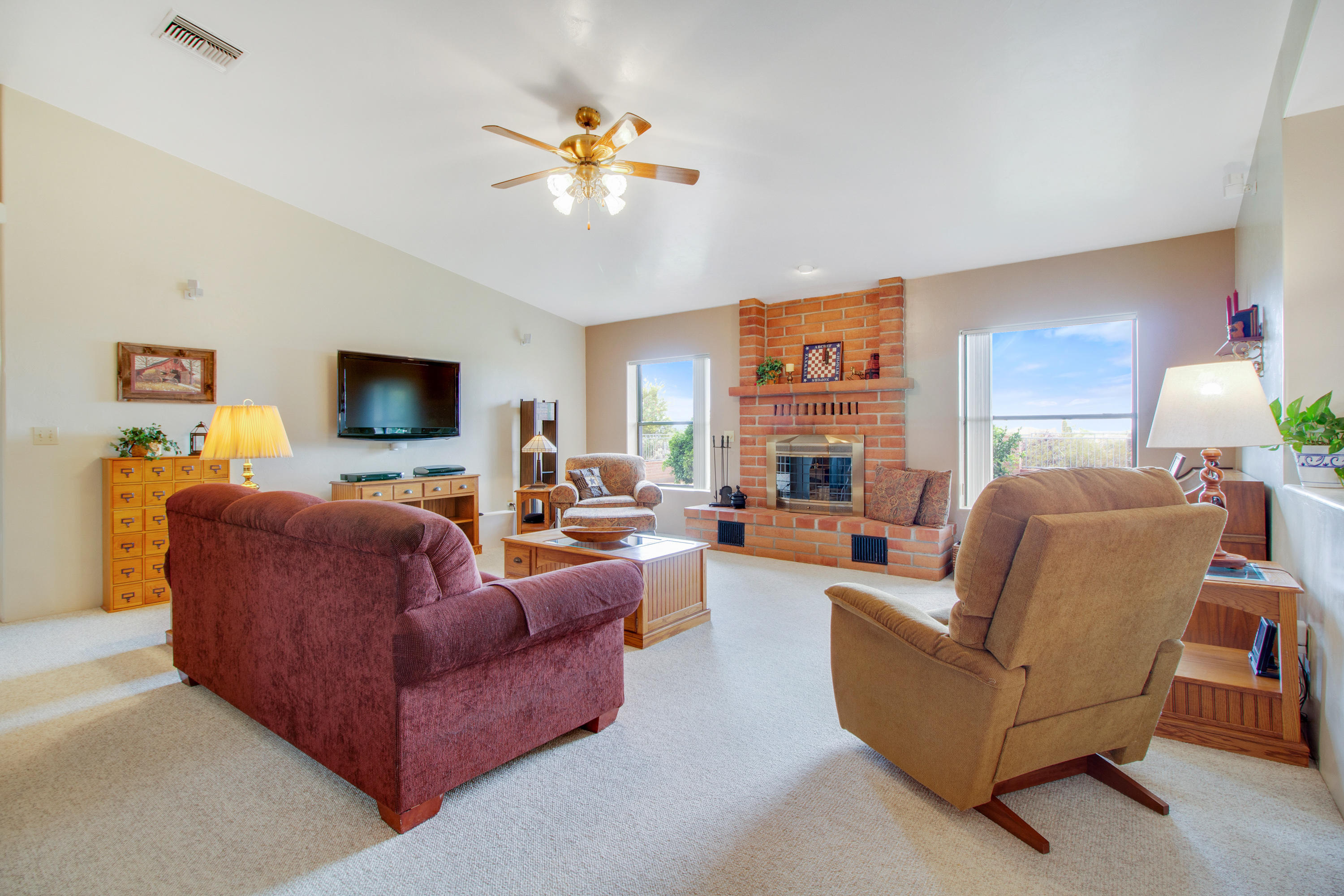 4505 North Sanders Road Tucson, AZ 85743 - Photo 4 of 49 Gallery Image 4