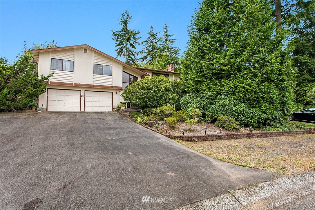 124 221st Street Southwest Bothell, WA 98021 - Photo 1 of 25