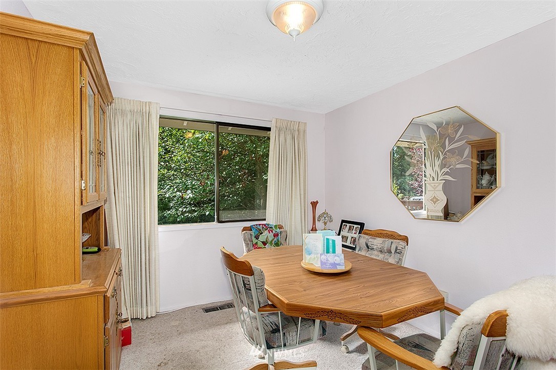 124 221st Street Southwest Bothell, WA 98021 - Photo 11 of 25