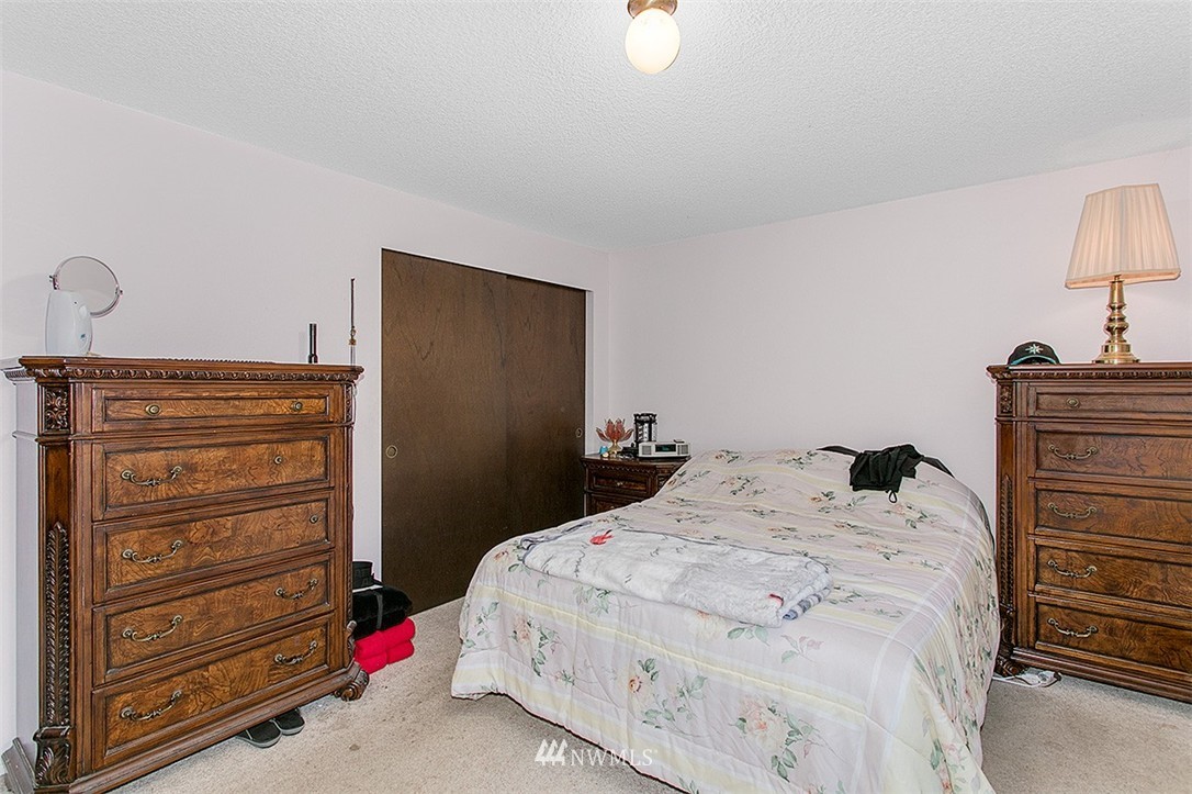 124 221st Street Southwest Bothell, WA 98021 - Photo 15 of 25