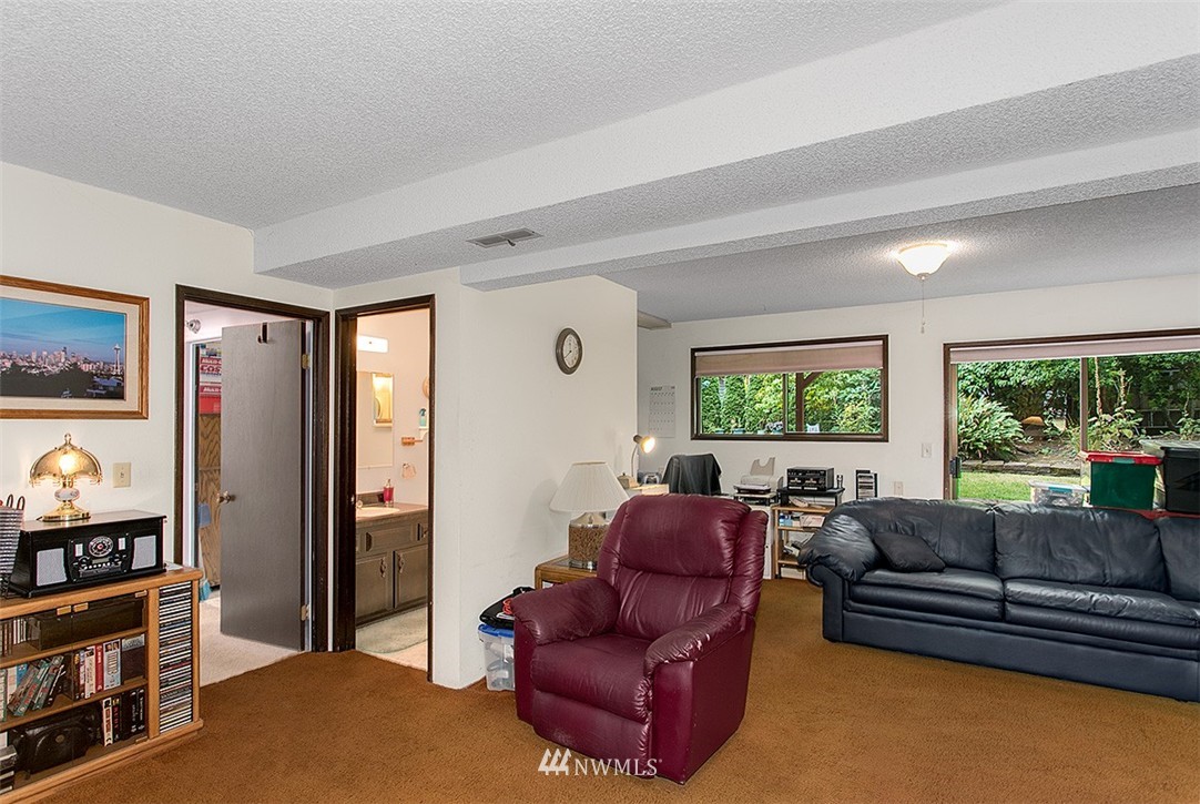 124 221st Street Southwest Bothell, WA 98021 - Photo 5 of 25