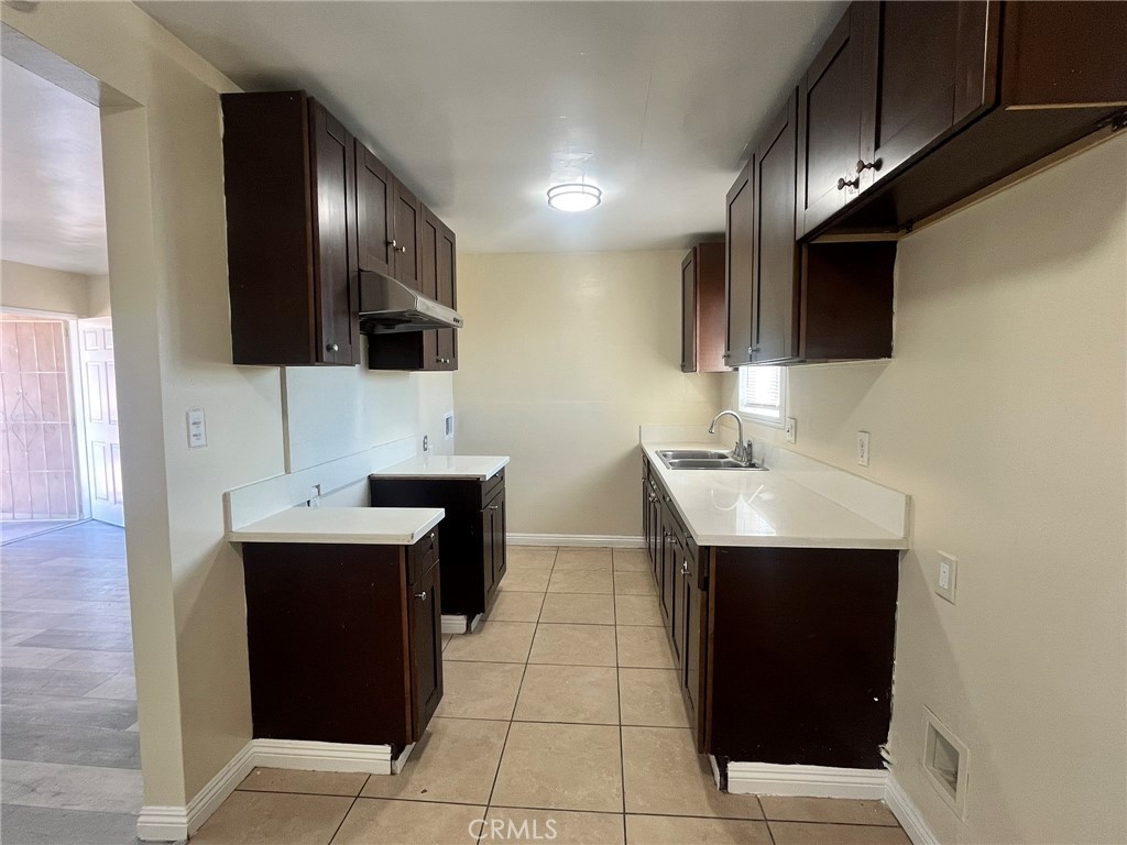 5970 Locust Avenue Long Beach, CA 90805 - Photo 12 of 21