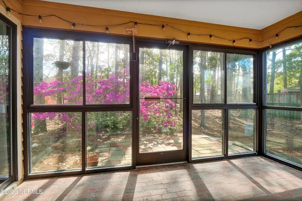 $2,000 | 1507 Military Cutoff Road, Unit 121, Wilmington, NC 28403