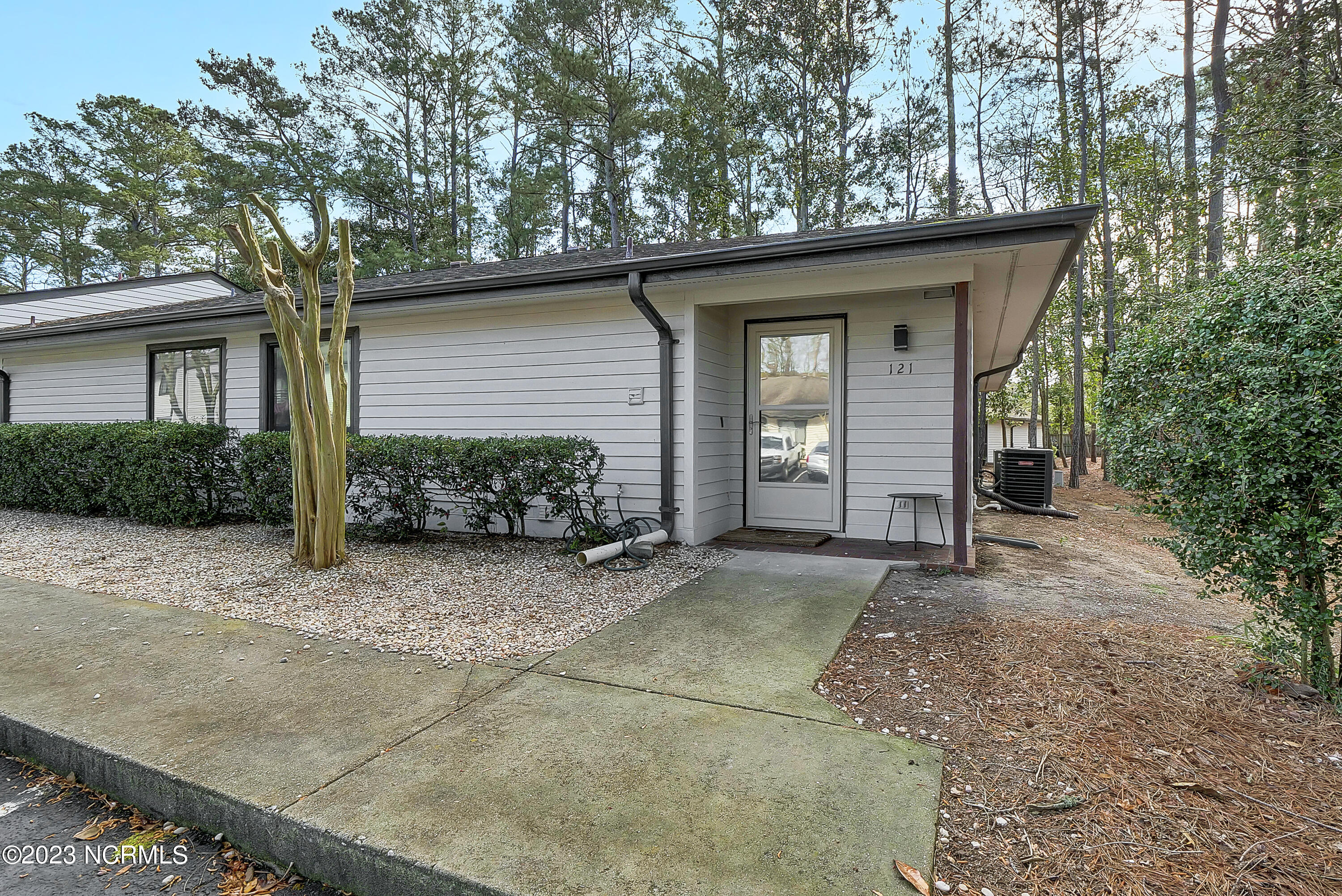 1507 Military Cutoff Road, Unit 121 Wilmington, NC 28403 - Photo 3 of 26 P3855071