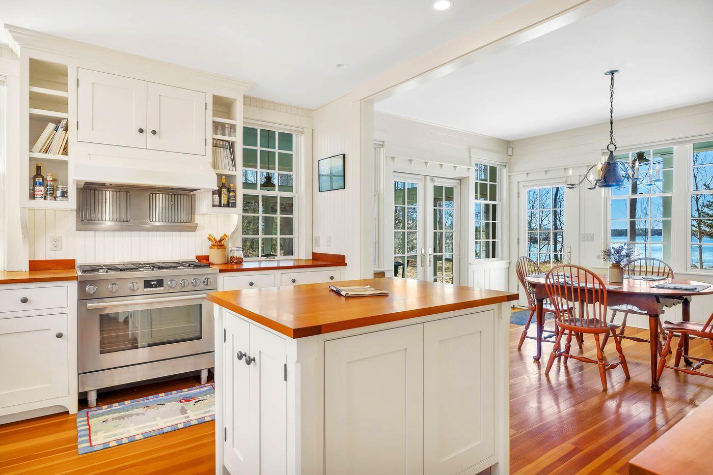 95 Henry Point Road Brooksville, ME 04617 - Photo 12 of 38 W13-ME2164-Bracken12