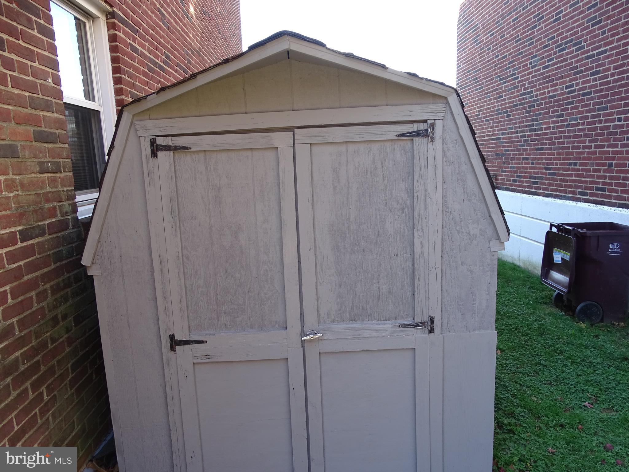 1014 Clayton Road Wilmington, DE 19805 - Photo 24 of 25 Shed