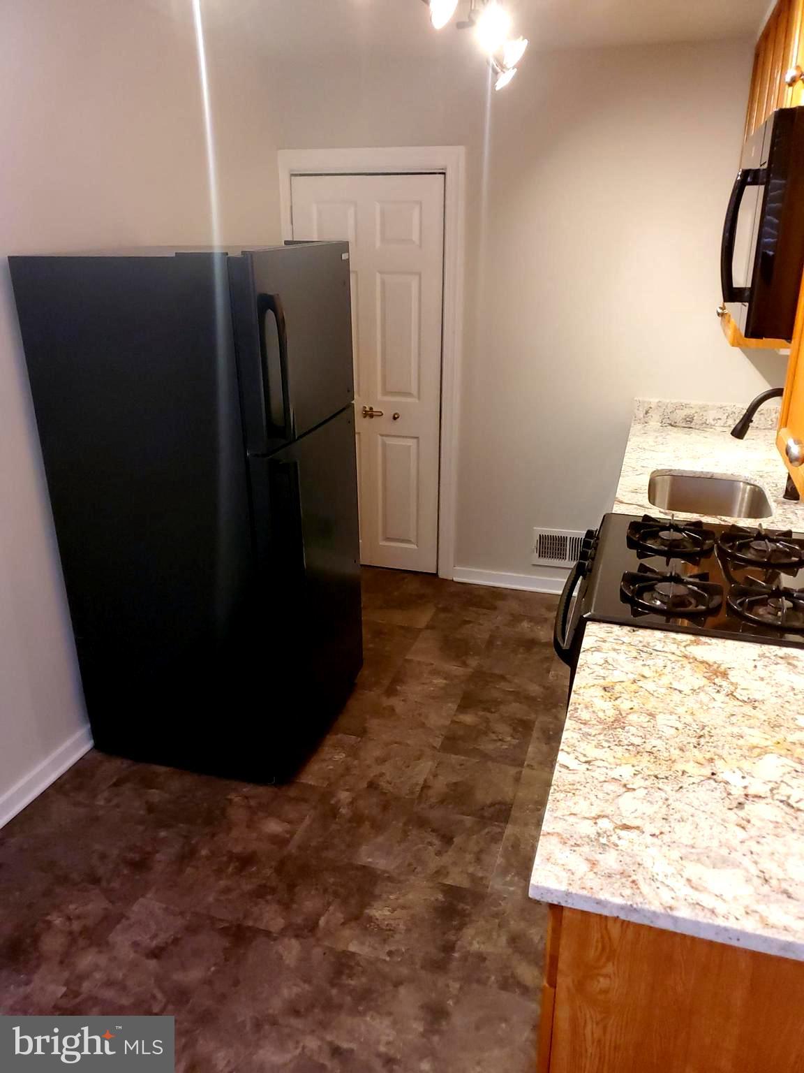 Kitchen w/updated lighting