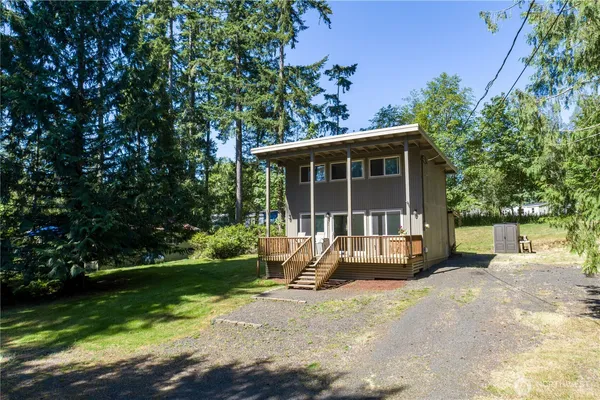 $299,000 | 301 East Lakeshore Drive West, Shelton, WA 98584