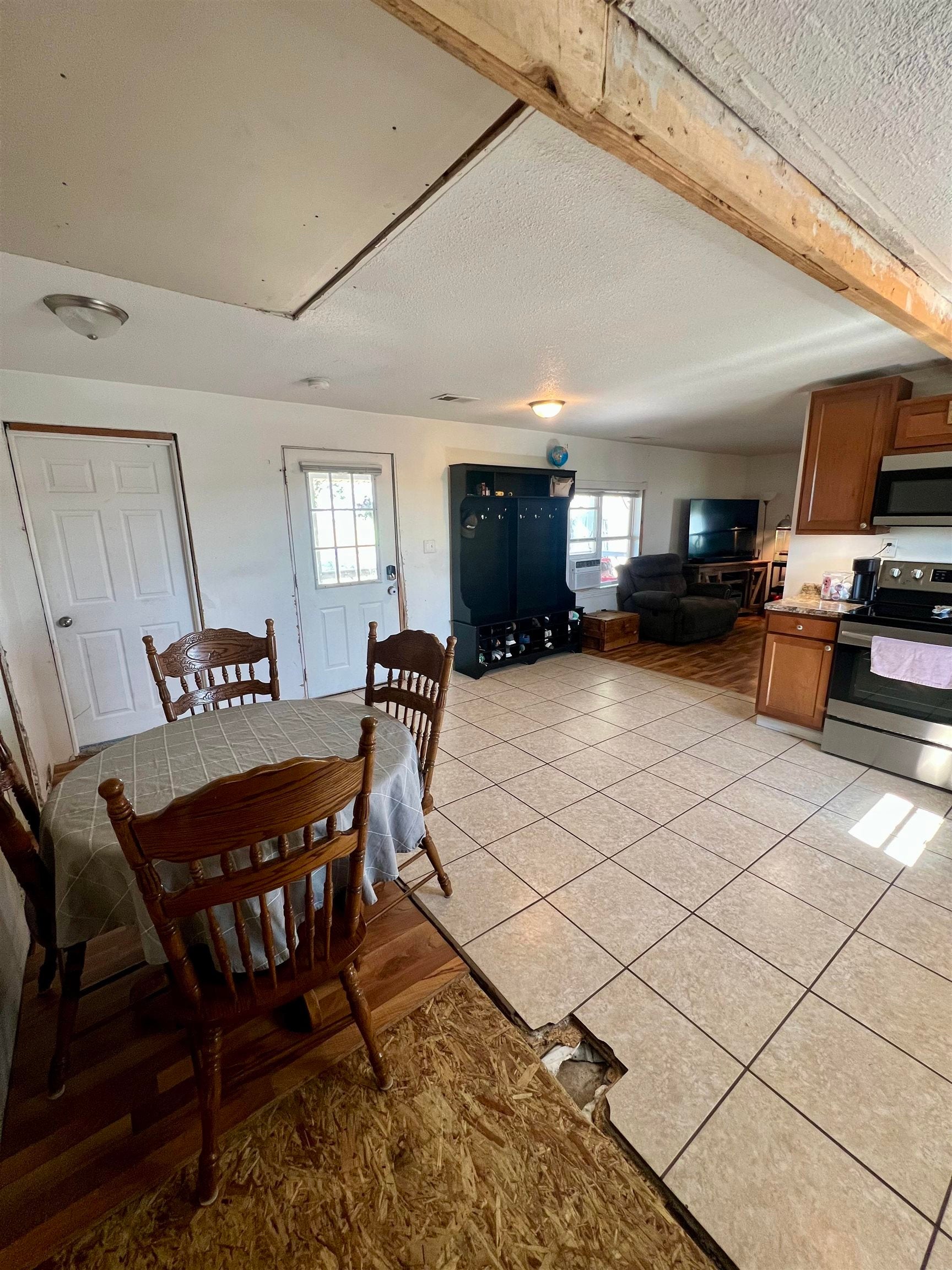 9026 East Harrison Road Wheeler, MI 48662 - Photo 6 of 28 Gallery Image 6