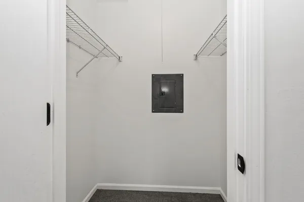 $1,750 | 4252 Central Road, Unit 102, Glenview, IL 60025
