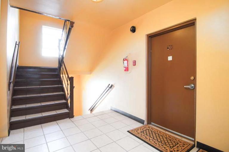 200 43rd Road Northeast, Unit 203 Washington, DC 20019 - Photo 12 of 13 Hallway