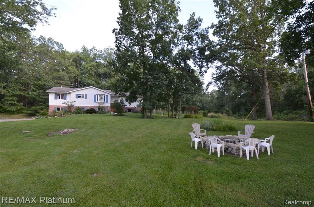 4726 East Clyde Road Howell, MI 48855 - Photo 6 of 35 clyde6.jpeg