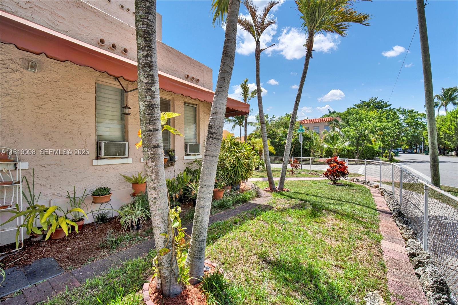829 Southwest 19th Avenue Miami, FL 33135 - Photo 54 of 54 a view of yard with green space