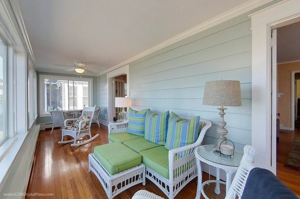 32 Esplanade Middletown, RI 02842 - Photo 13 of 41