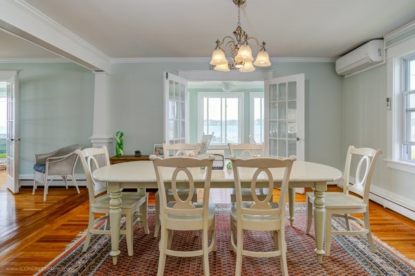 32 Esplanade Middletown, RI 02842 - Photo 23 of 41