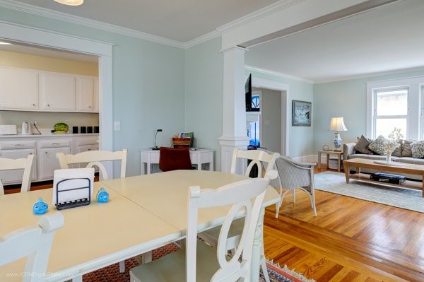 32 Esplanade Middletown, RI 02842 - Photo 24 of 41