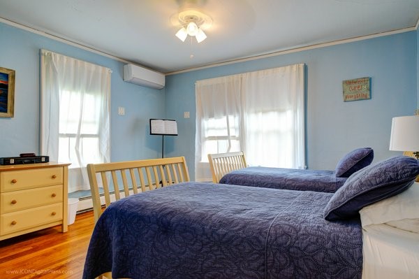 32 Esplanade Middletown, RI 02842 - Photo 29 of 41