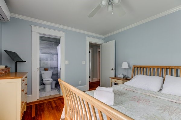 32 Esplanade Middletown, RI 02842 - Photo 36 of 41