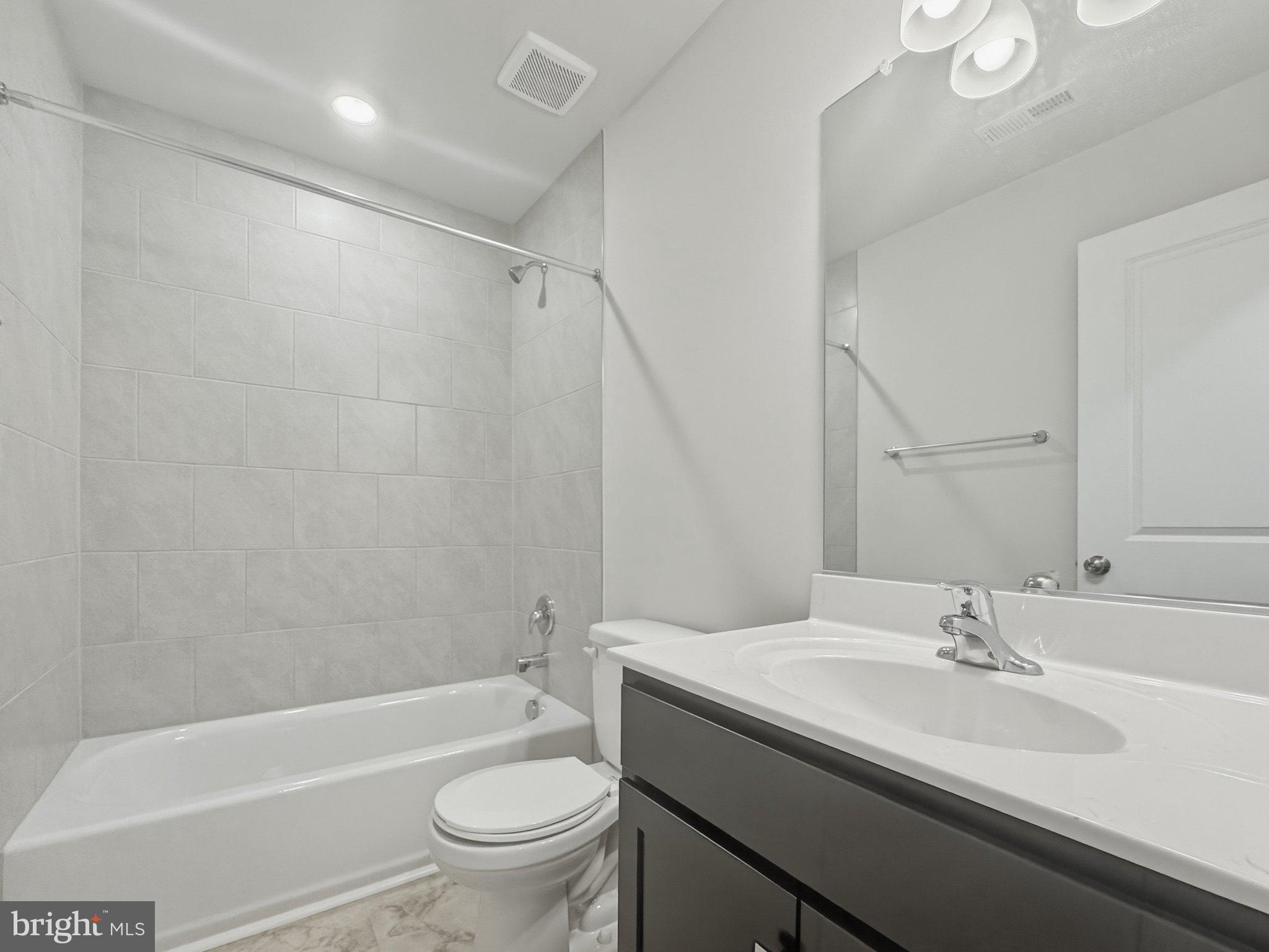 441 High Top Road Linden, VA 22642 - Photo 25 of 46 Modern bathroom with sleek finishes.