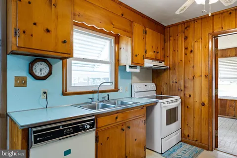 $300,000 | 107 North Reed Street, Clayton, DE 19938