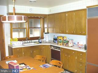 611 Rancocas Avenue Riverside, NJ 08075 - Photo 3 of 6