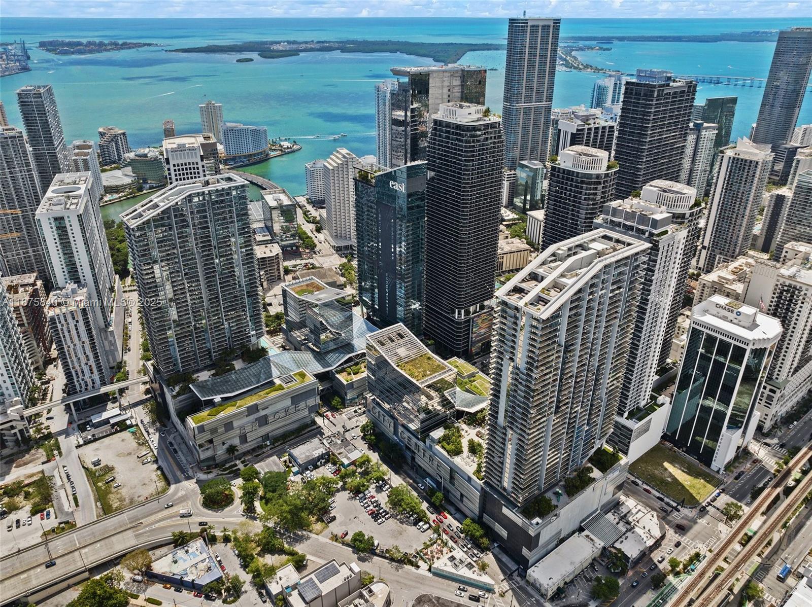 88 Southwest 7th Street, Unit 1403 Miami, FL 33130 - Photo 2 of 53