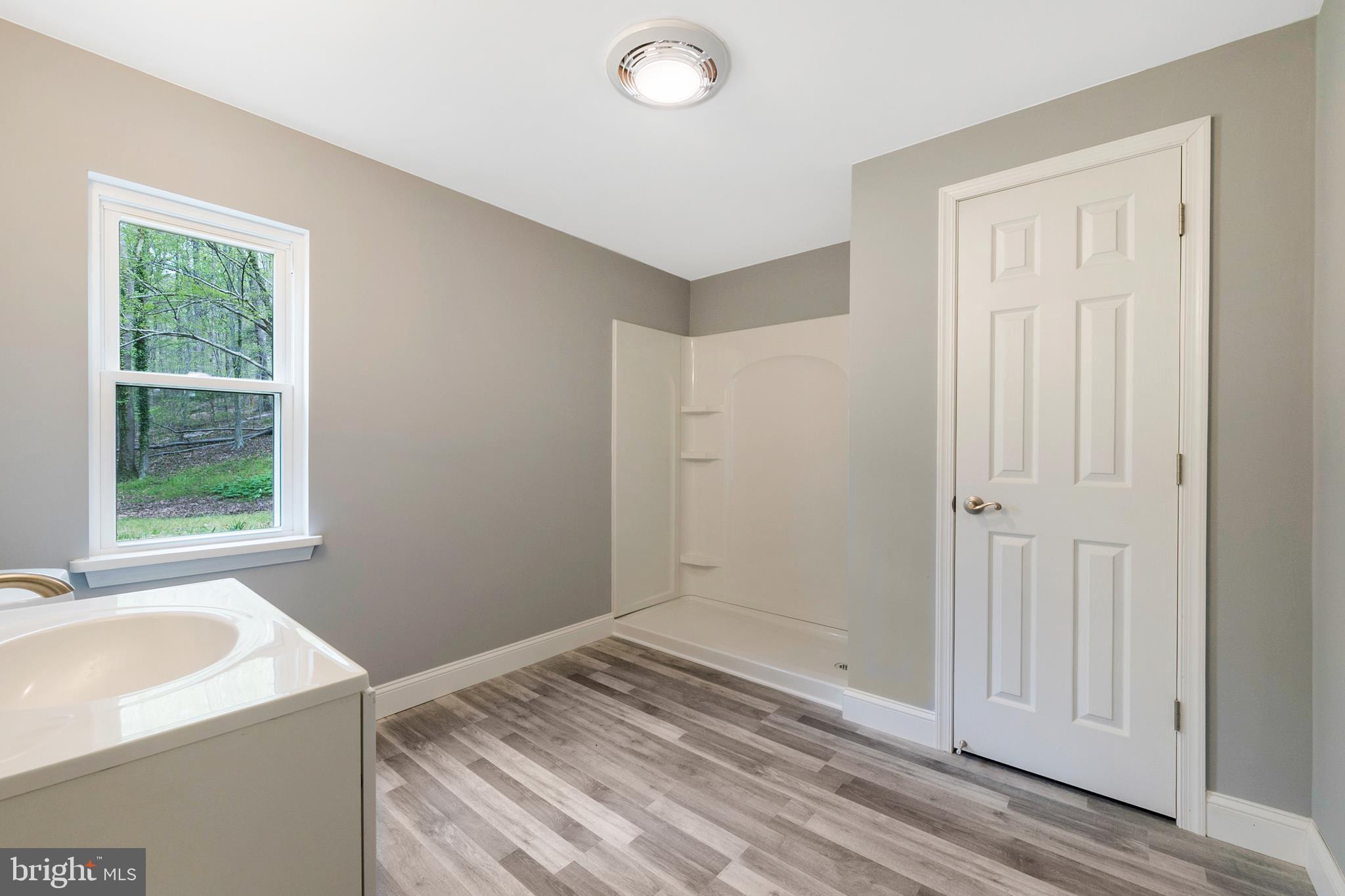 729 Appomattox Road East Davidsonville, MD 21035 - Photo 39 of 42 Lower Bath