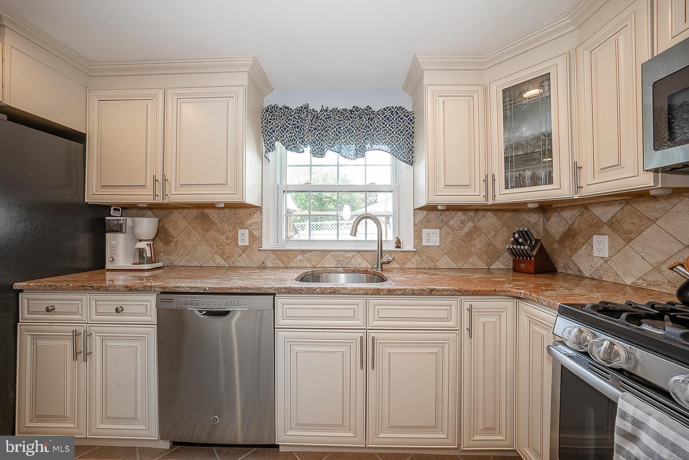 2512 Grant Road Broomall, PA 19008 - Photo 24 of 51 Gallery Image 24