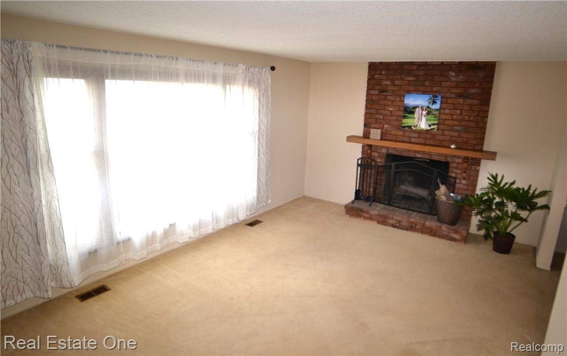 35245 West 13 Mile Road Farmington, MI 48331 - Photo 2 of 22 2.jpg