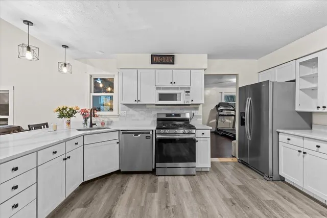 $650,000 | 274 Old Stage Road, Essex Junction, VT 05452