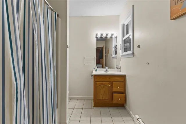 $650,000 | 274 Old Stage Road, Essex Junction, VT 05452