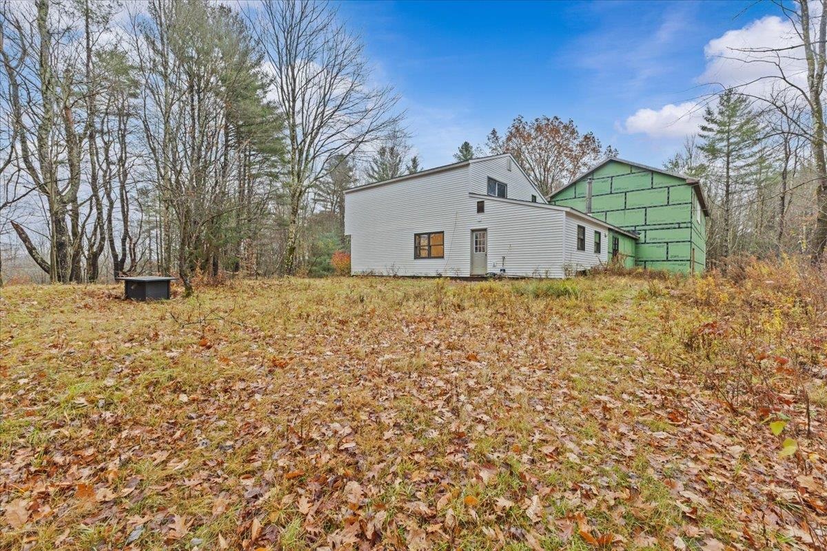 274 Old Stage Road Essex Junction, VT 05452 - Photo 5 of 35 Gallery Image 5