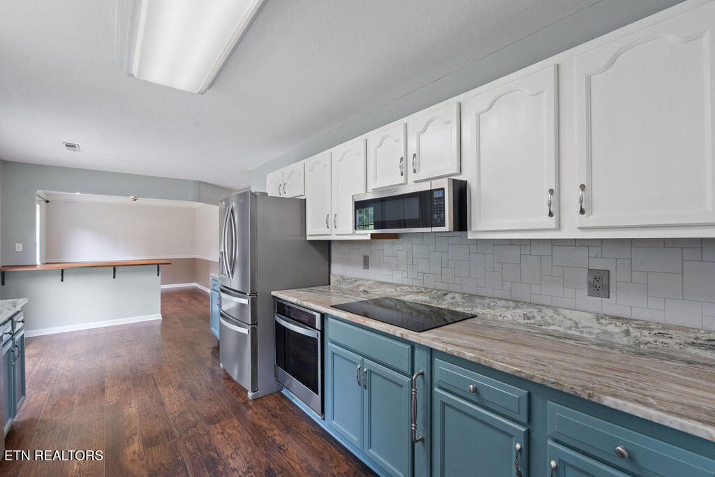 8301 Encounter Trail Powell, TN 37849 - Photo 15 of 40 Kitchen 3