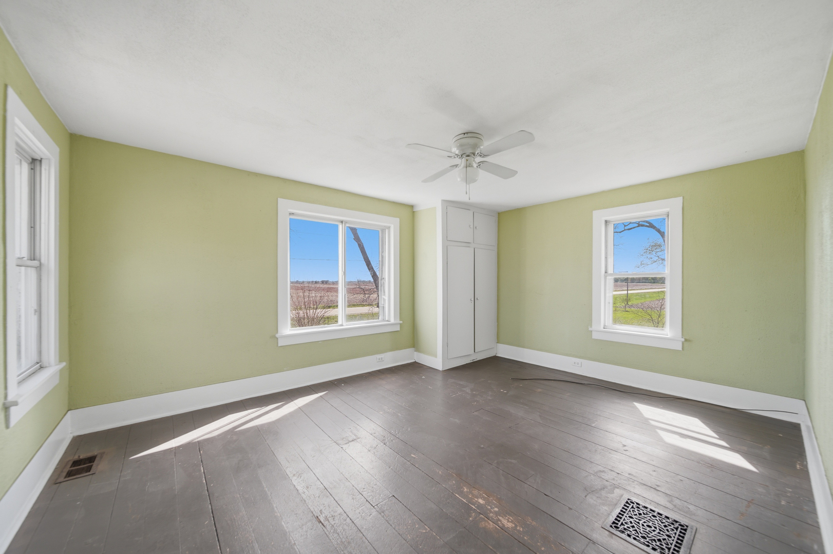 12228 Black Road Morrison, IL 61270 - Photo 19 of 31