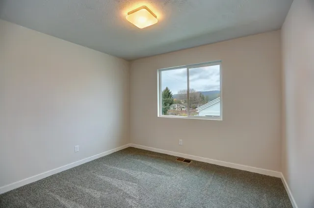 $414,900 | 18515 East Indiana Avenue, Spokane Valley, WA 99016