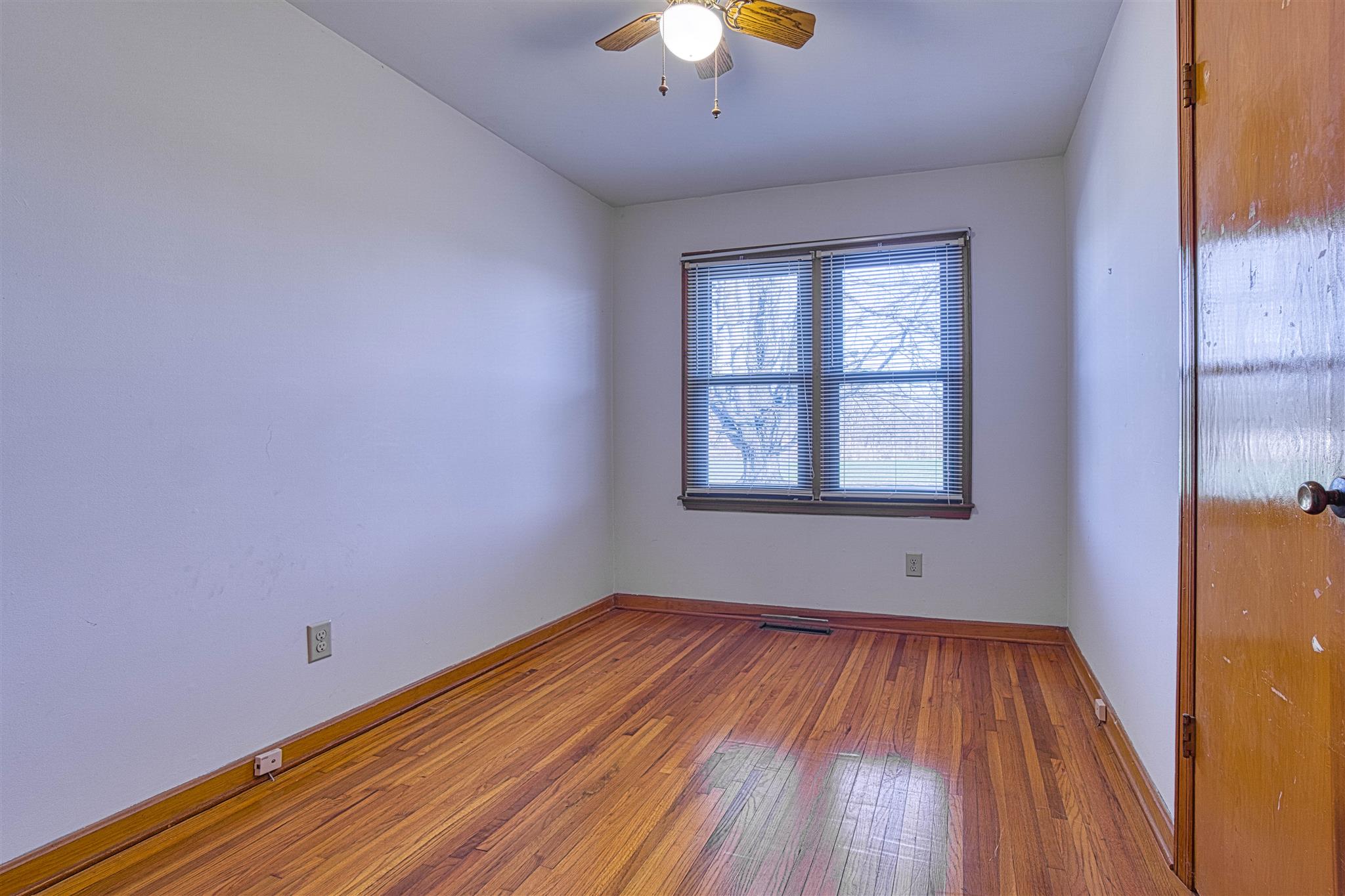 8904 Hogue Road Evansville, IN 47712 - Photo 13 of 36 Gallery Image 13