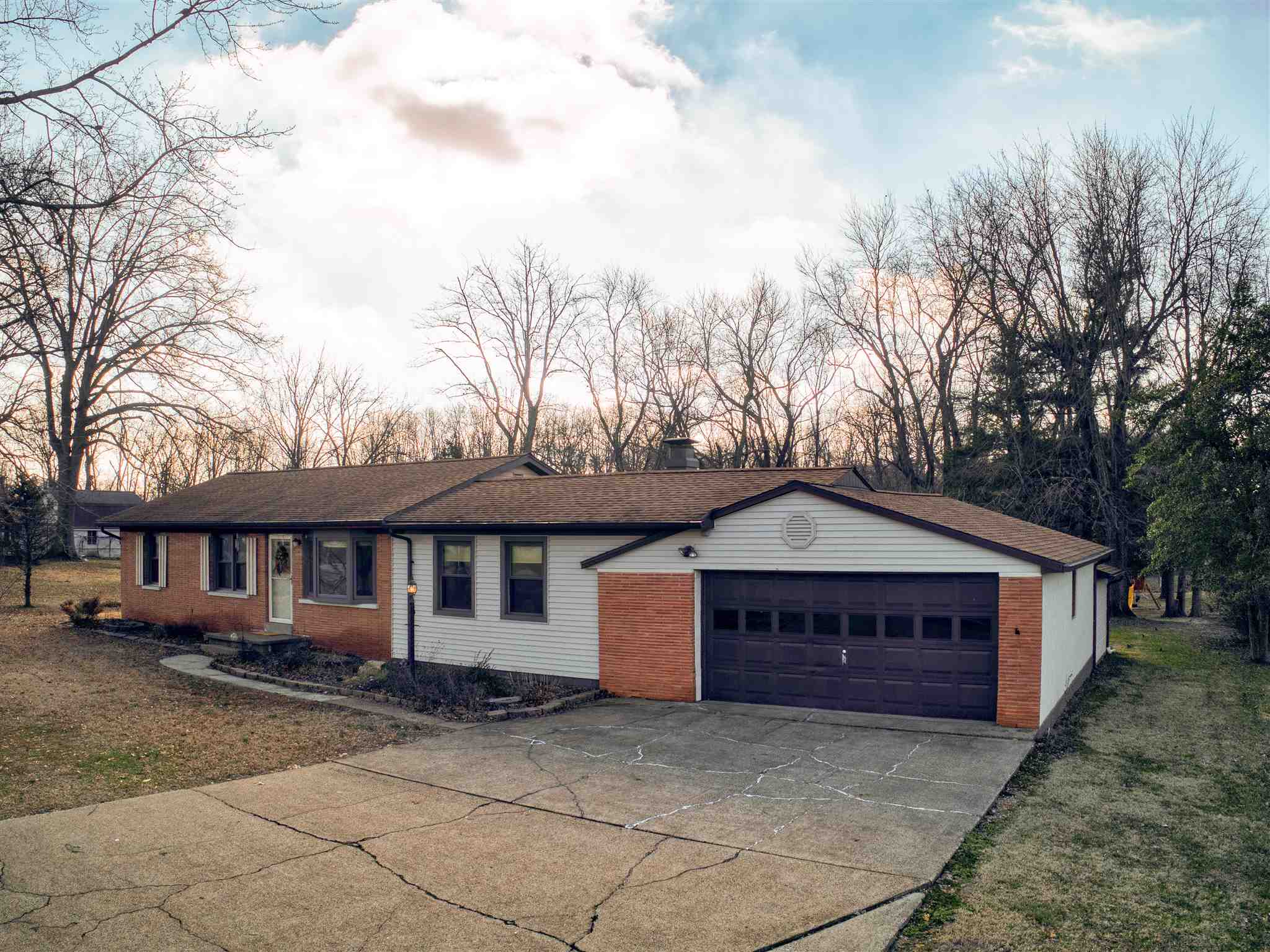 8904 Hogue Road Evansville, IN 47712 - Photo 31 of 36 Gallery Image 31