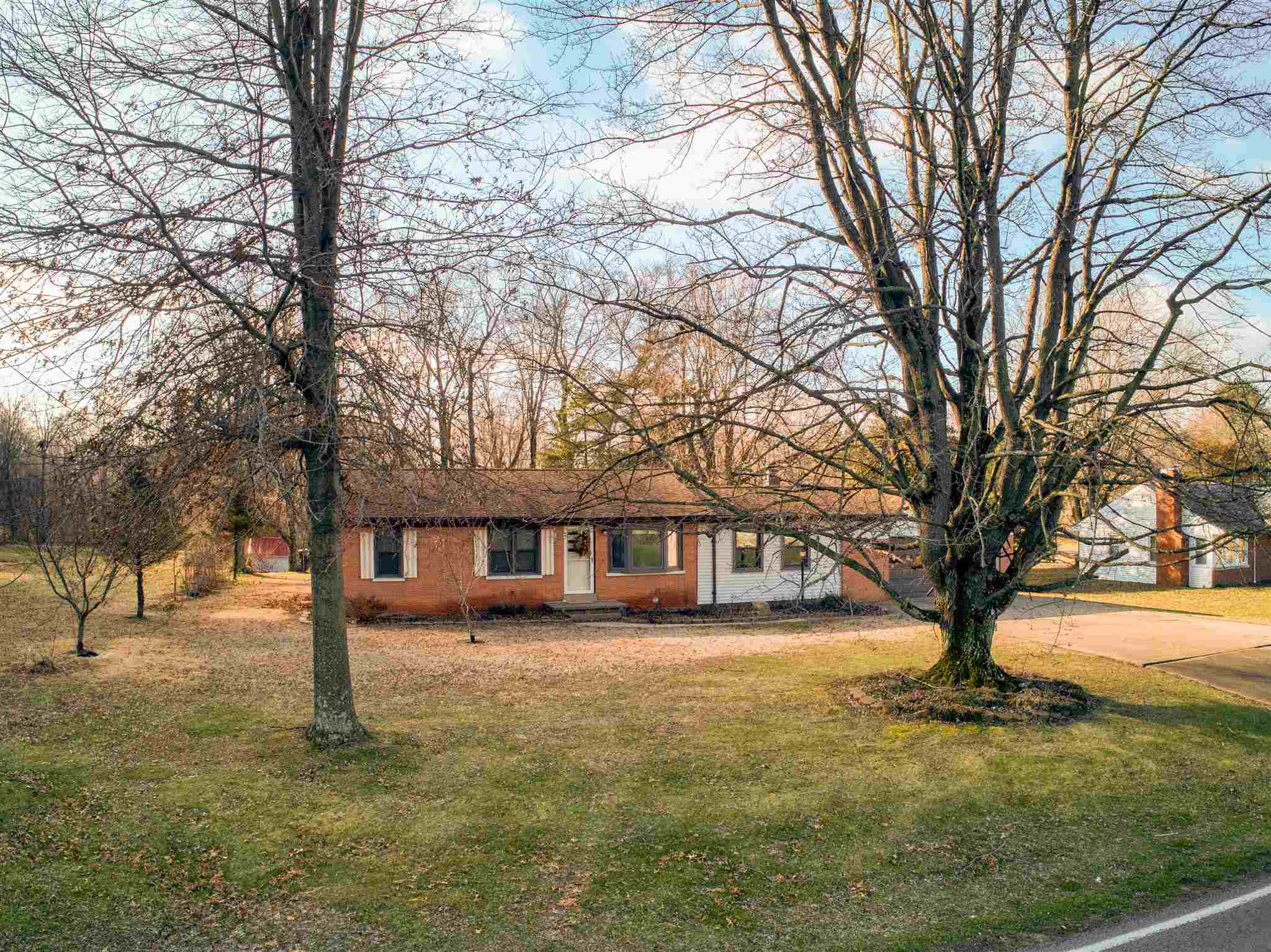 8904 Hogue Road Evansville, IN 47712 - Photo 34 of 36 Gallery Image 34