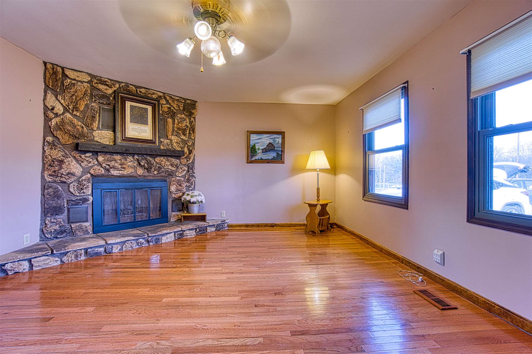 8904 Hogue Road Evansville, IN 47712 - Photo 7 of 36 Gallery Image 7